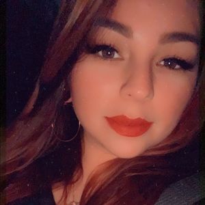 Meet your Posher, Kristin